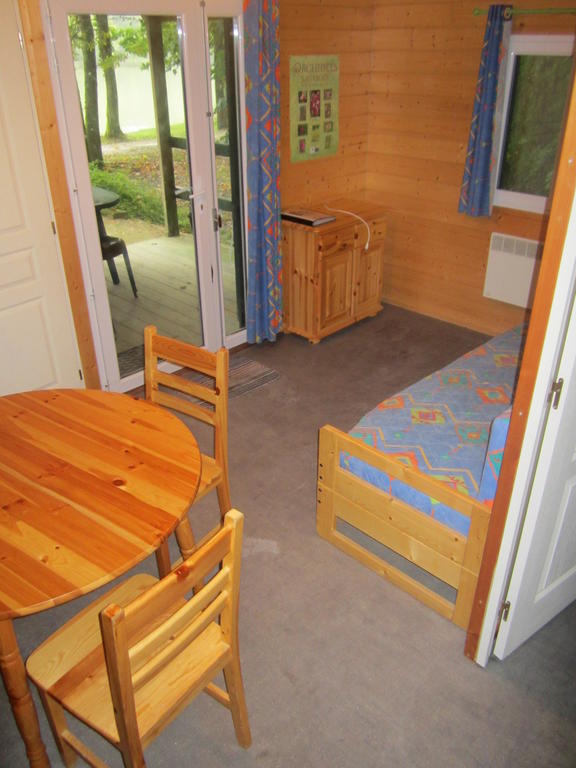 Chalet De La Heronniere Chef-Boutonne Pokoj fotografie